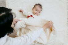 画像をギャラリービューアに読み込む, シルク真綿ベビー布団&amp;洗濯機で洗えるシルクおくるみセット＜出産お祝いギフト＞
